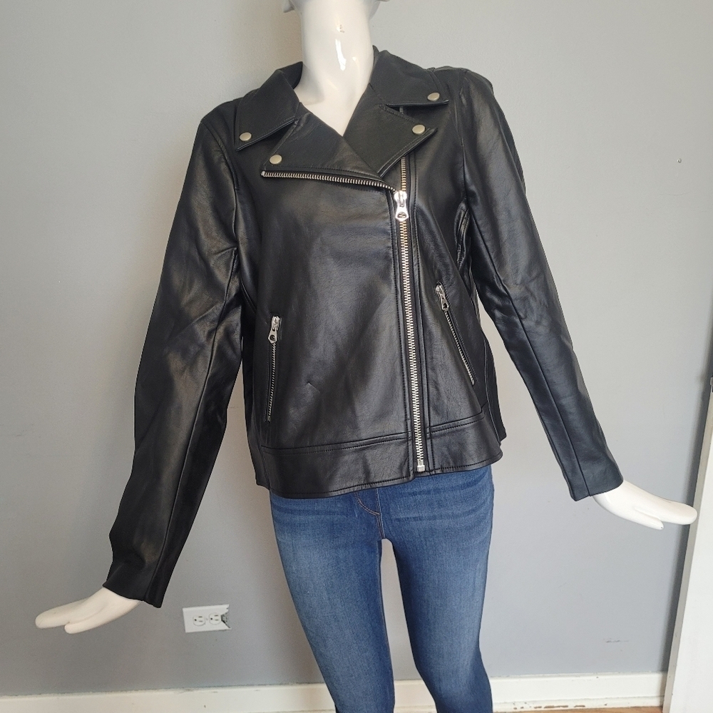 Torrid Faux Leather Moto Jacket, BNWT, Size 1X - Picture 2 of 7